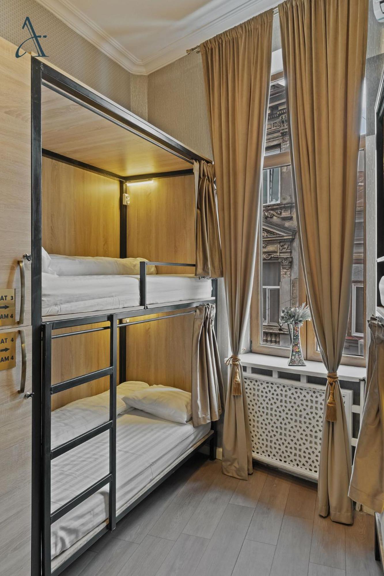 Ramana Garden Hostel - Self-Service Accommodation 布加勒斯特 外观 照片